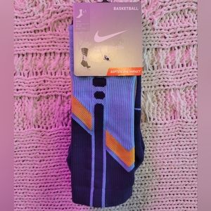 NWT Nike Hyper Elite Socks (Mens 8-12)